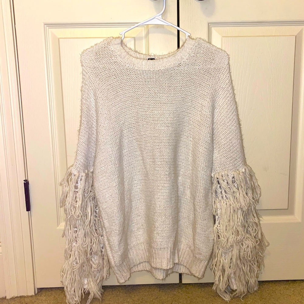 Fringe white sweater